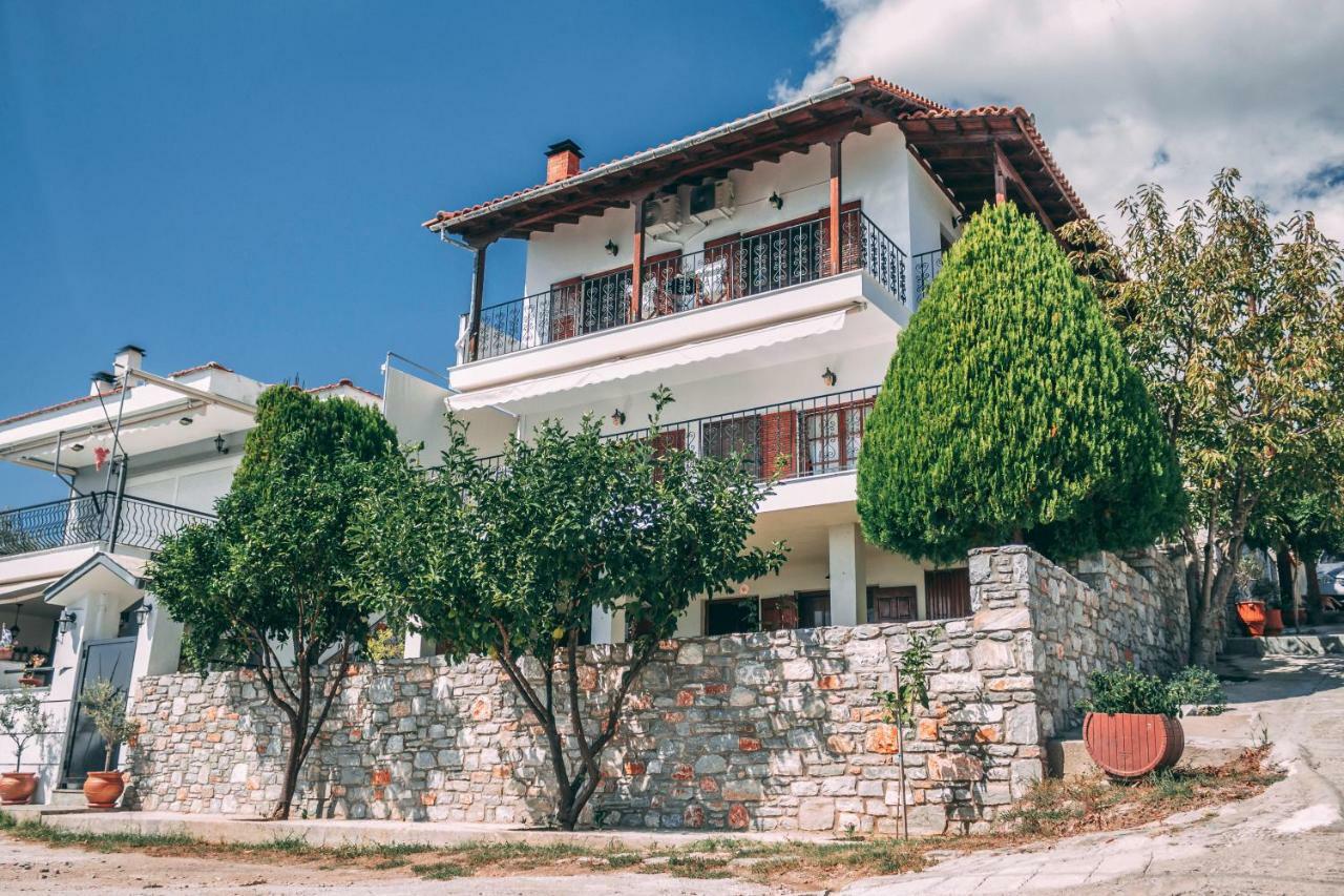 Casa Di Bella Villa Marathos  ภายนอก รูปภาพ